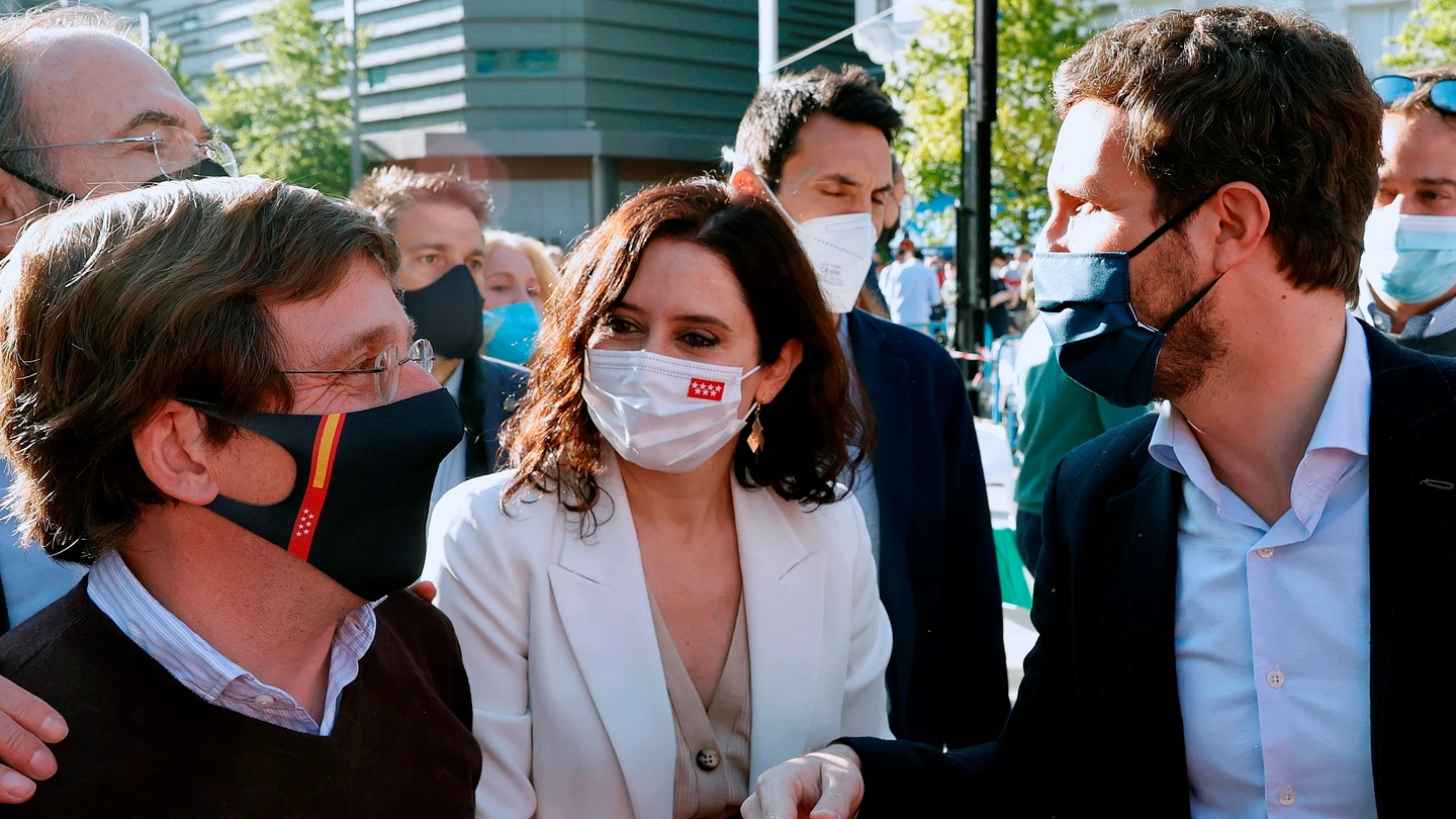 José Luis Martínez-Almeida, Isabel Díaz Ayuso y Pablo Casado, en el arranque de la campaña del 4M en Madrid José Luis Martínez-Almeida, Isabel Díaz Ayuso y Pablo Casado, en el arranque de la campaña del 4M en Madrid