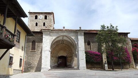 Llanes