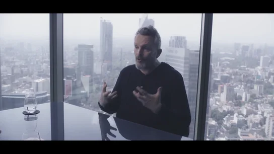 La inesperada respuesta de Miguel Bosé en su debate con Jordi Évole: "Que enciendan la luz porque no sé a quién se la estoy mamando" La inesperada respuesta de Miguel Bosé en su debate con Jordi Évole: "Que enciendan la luz porque no sé a quién se la estoy mamando"