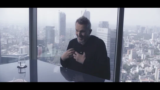 Miguel Bosé afirma que jamás volvería a votar al PSOE tras años haciéndole campaña: "Seguí por lealtad" Miguel Bosé afirma que jamás volvería a votar al PSOE tras años haciéndole campaña: "Seguí por lealtad"