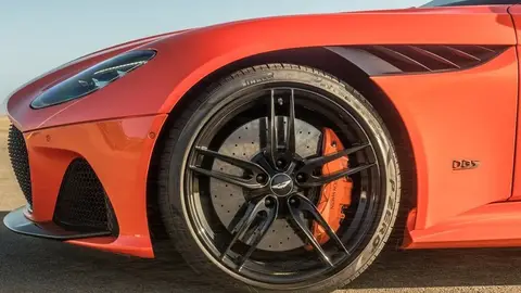 Aston Martin DBS Superleggera Volante Aston Martin DBS Superleggera Volante