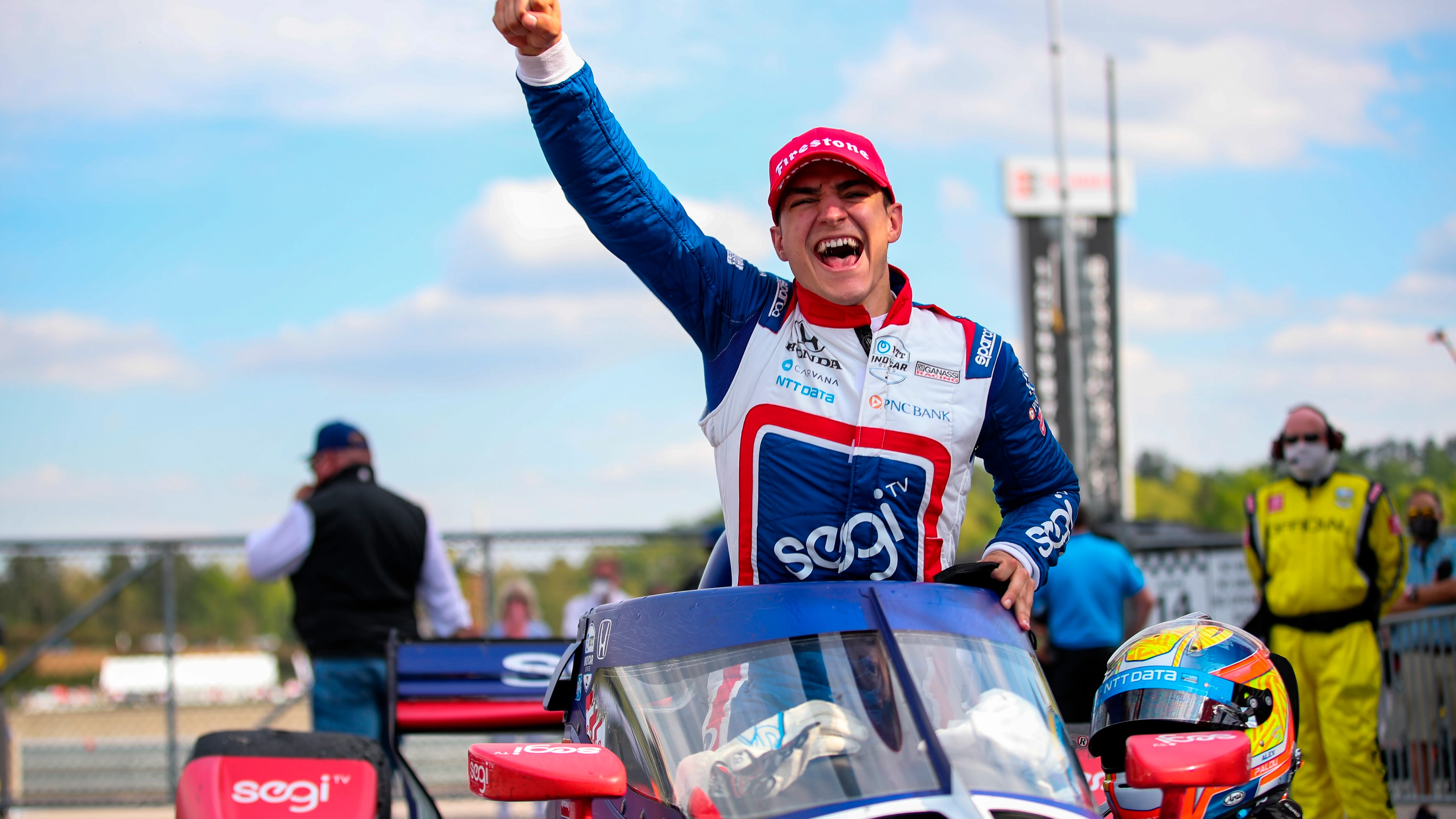 Álex Palou, celebrando su primera victoria en la Indycar 