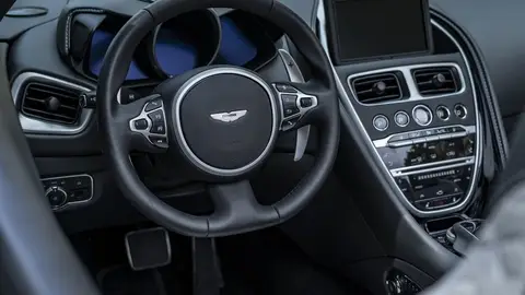 Aston Martin DBS Superleggera Volante Aston Martin DBS Superleggera Volante
