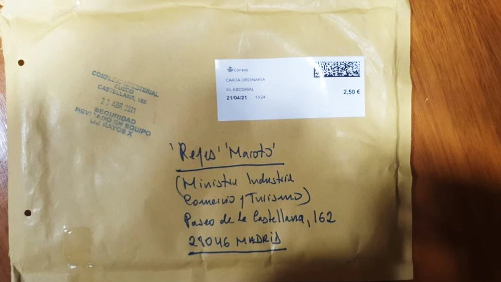 (26-04-21) La Policía identifica al hombre que envió la carta amenazante con la navaja a Reyes Maroto