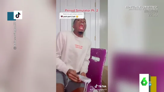La explícita reacción de un joven al someterse a los dolores de la regla mediante un simulador La explícita reacción de un joven al someterse a los dolores de la regla mediante un simulador