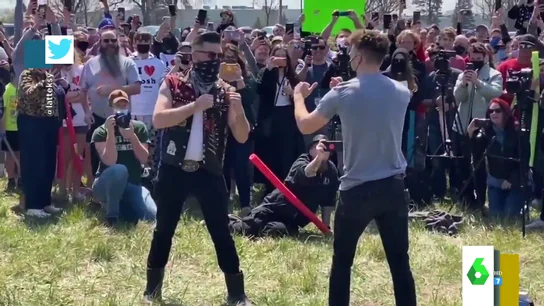 La surrealista pelea masiva entre todos los 'Josh' de EEUU: quien pierda debe cambiar de nombre La surrealista pelea masiva entre todos los 'Josh' de EEUU: quien pierda debe cambiar de nombre