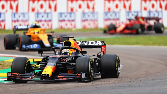 Verstappen, Norris y Leclerc en el Gran Premio de la Emila-Romagna Verstappen, Norris y Leclerc en el Gran Premio de la Emila-Romagna