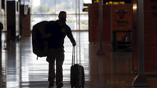 Zona de llegadas de la Terminal 4 del Aeropuerto de Madrid-Barajas Adolfo Suárez Zona de llegadas de la Terminal 4 del Aeropuerto de Madrid-Barajas Adolfo Suárez