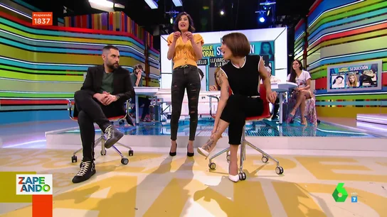 Lorena Castell hace de modelo para explicar el fetichismo de pies: "Hay gente que en Instagram está pesadita con los pies" Lorena Castell hace de modelo para explicar el fetichismo de pies: "Hay gente que en Instagram está pesadita con los pies"