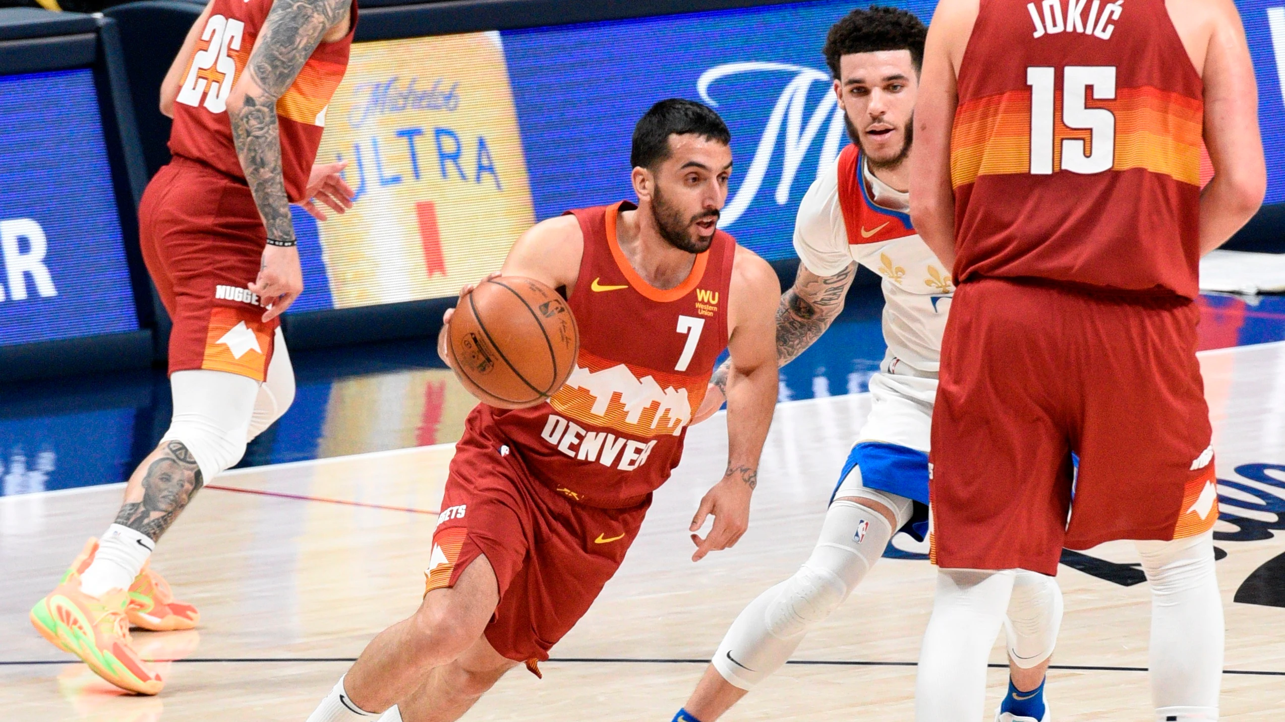  Facundo Campazzo en el partido frente a New Orleans Pelicans