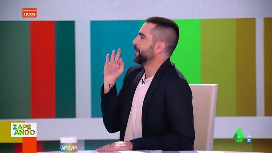 El 'troleo' de los realizadores a Dani Mateo al arrancar Zapeando con un homenaje al Granada: "Me cago en la madre que parió a Panete" El 'troleo' de los realizadores a Dani Mateo al arrancar Zapeando con un homenaje al Granada: "Me cago en la madre que parió a Panete"
