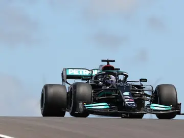 Los Mercedes al frente en Portimao Los Mercedes al frente en Portimao