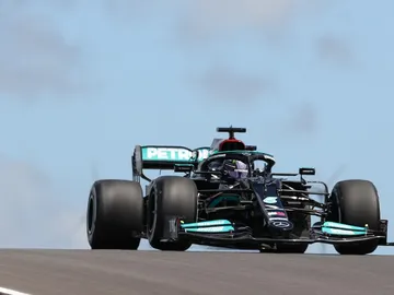 Los Mercedes al frente en Portimao Los Mercedes al frente en Portimao