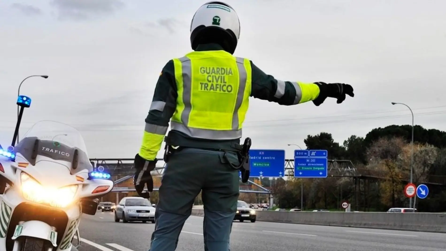 La DGT la vigilancia en carretera ante los 5 millones de desplazamientos previstos para el Puente de San José