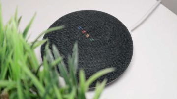 Escucha tu música preferida a través de tu altavoz inteligente de Google sin conexión