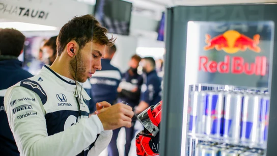Pierre Gasly, en el box de AlphaTauri Pierre Gasly, en el box de AlphaTauri
