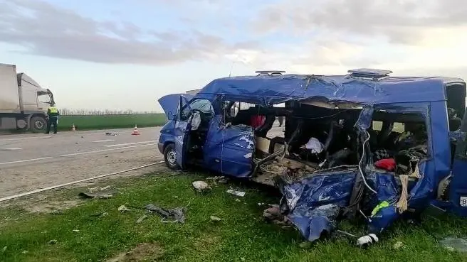 Furgoneta en la que viajaban las cinco jugadoras fallecidas en un accidente