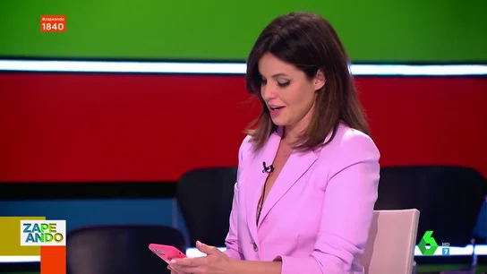 Así es el inesperado mensaje que le manda una persona famosa a Marta Torné al teléfono en pleno directo: "No me lo puedo creer" Así es el inesperado mensaje que le manda una persona famosa a Marta Torné al teléfono en pleno directo: "No me lo puedo creer"