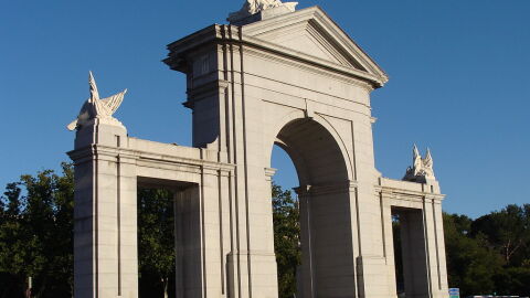 Puerta de San Vicente