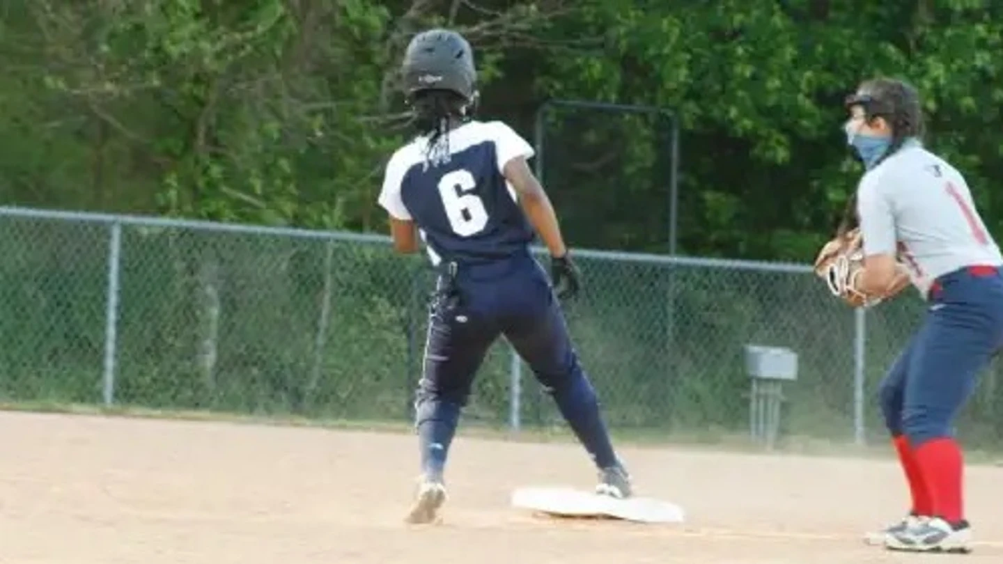 Nicole Pyles, en un partido de softbol Nicole Pyles, en un partido de softbol