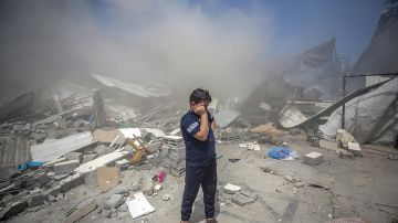Una madre palestina: "Esta noche he dormido con mis hijos por si morimos, hacerlo todos juntos"