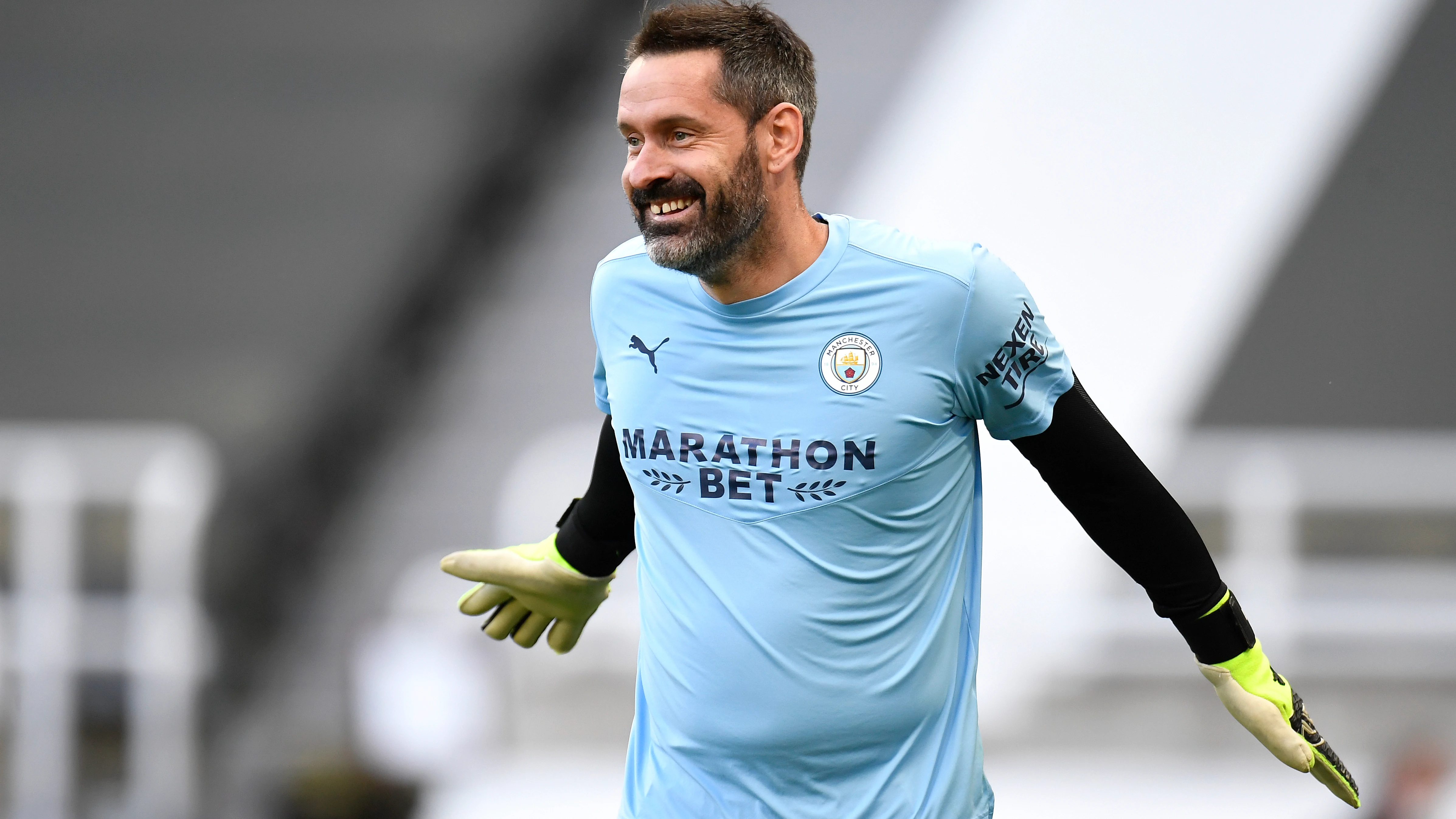 Scott Carson, portero de 35 años del Manchester City