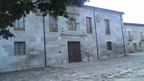 La Alhóndiga La Alhóndiga