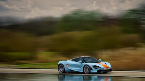 McLaren 720S edición especial Gulf McLaren 720S edición especial Gulf