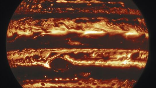 La NASA publica tres imágenes de Júpiter que muestran particularidades de su atmósfera