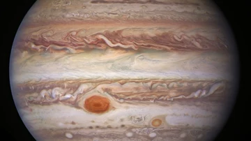 La NASA publica tres imágenes de Júpiter que muestran particularidades de su atmósfera