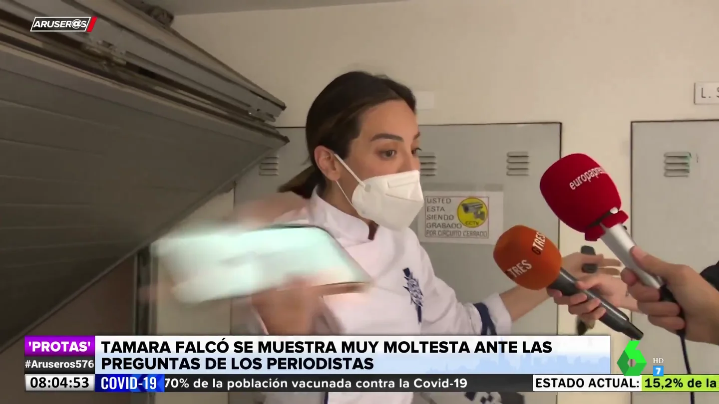 Tamara Falco estalla contra los periodistas que le preguntan por la supuesta crisis con Íñigo Onieva Tamara Falco estalla contra los periodistas que le preguntan por la supuesta crisis con Íñigo Onieva