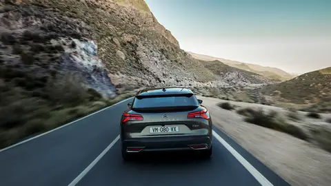 Citroën C5 X Busca ofrecer una gama más sostenible