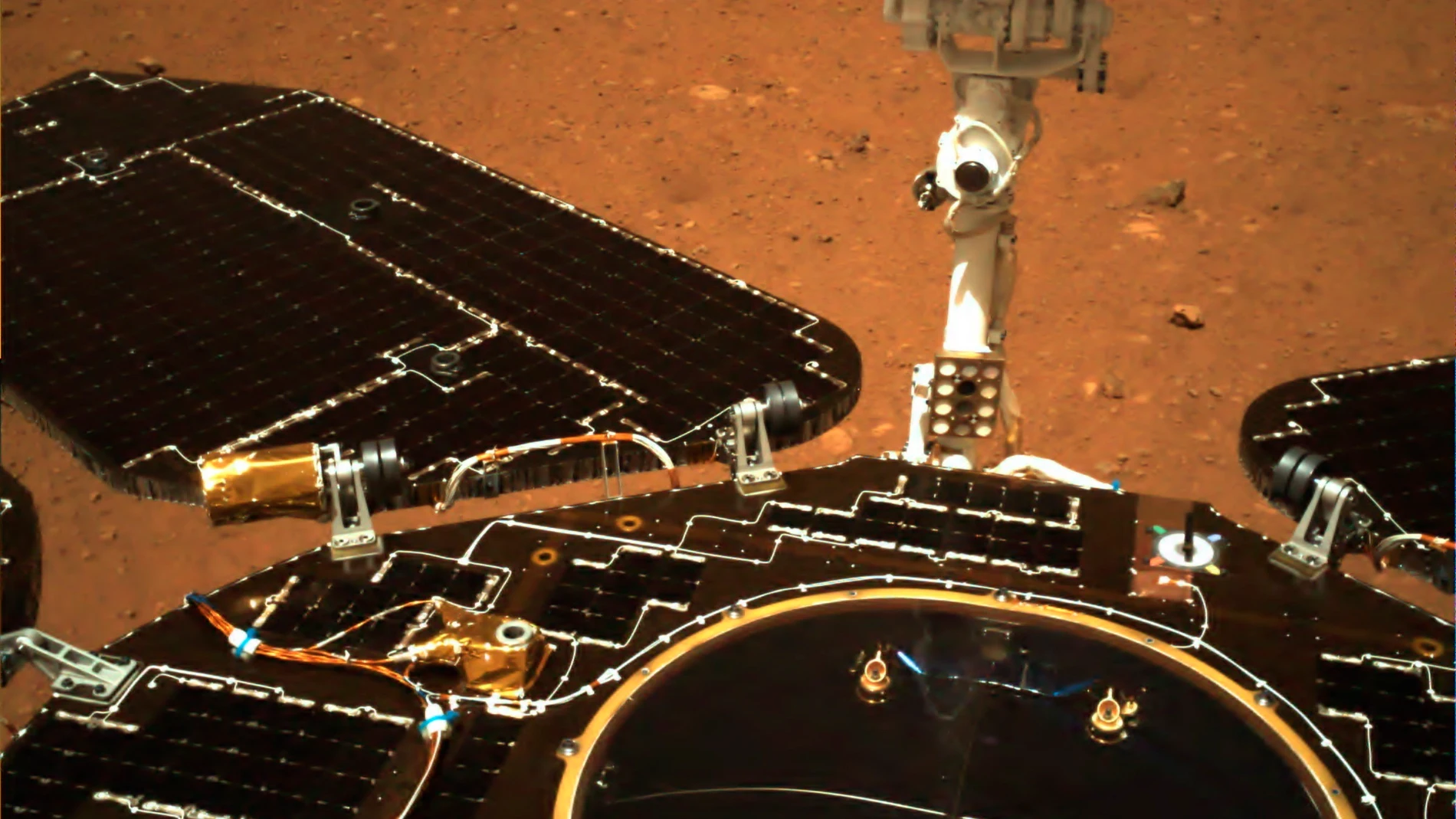 Así ve Marte la sonda china Tianwen-1: estas son las imágenes tras su amartizaje