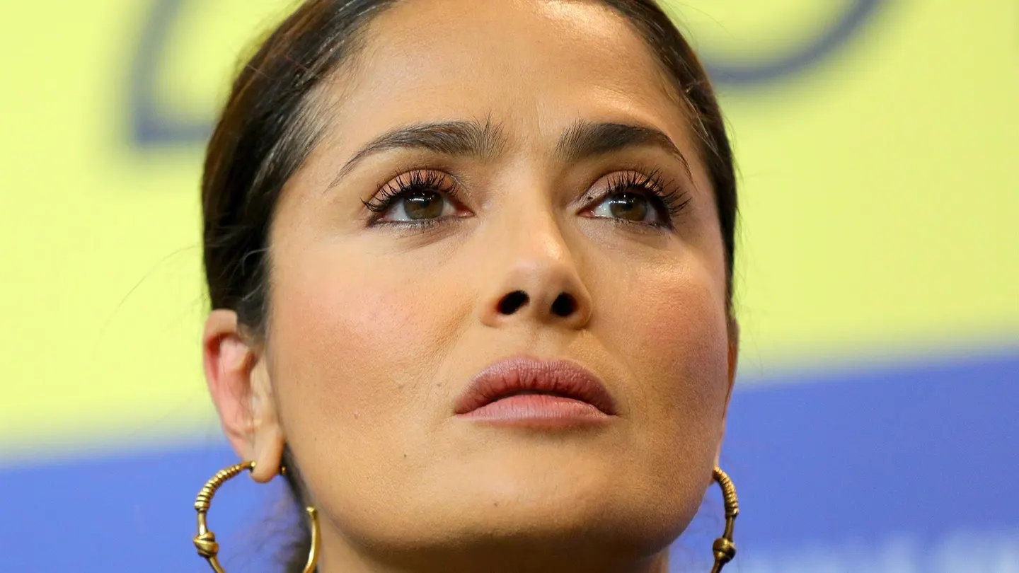 Salma Hayek pensó que iba a morir cuando contrajo el coronavirus Salma Hayek pensó que iba a morir cuando contrajo el coronavirus