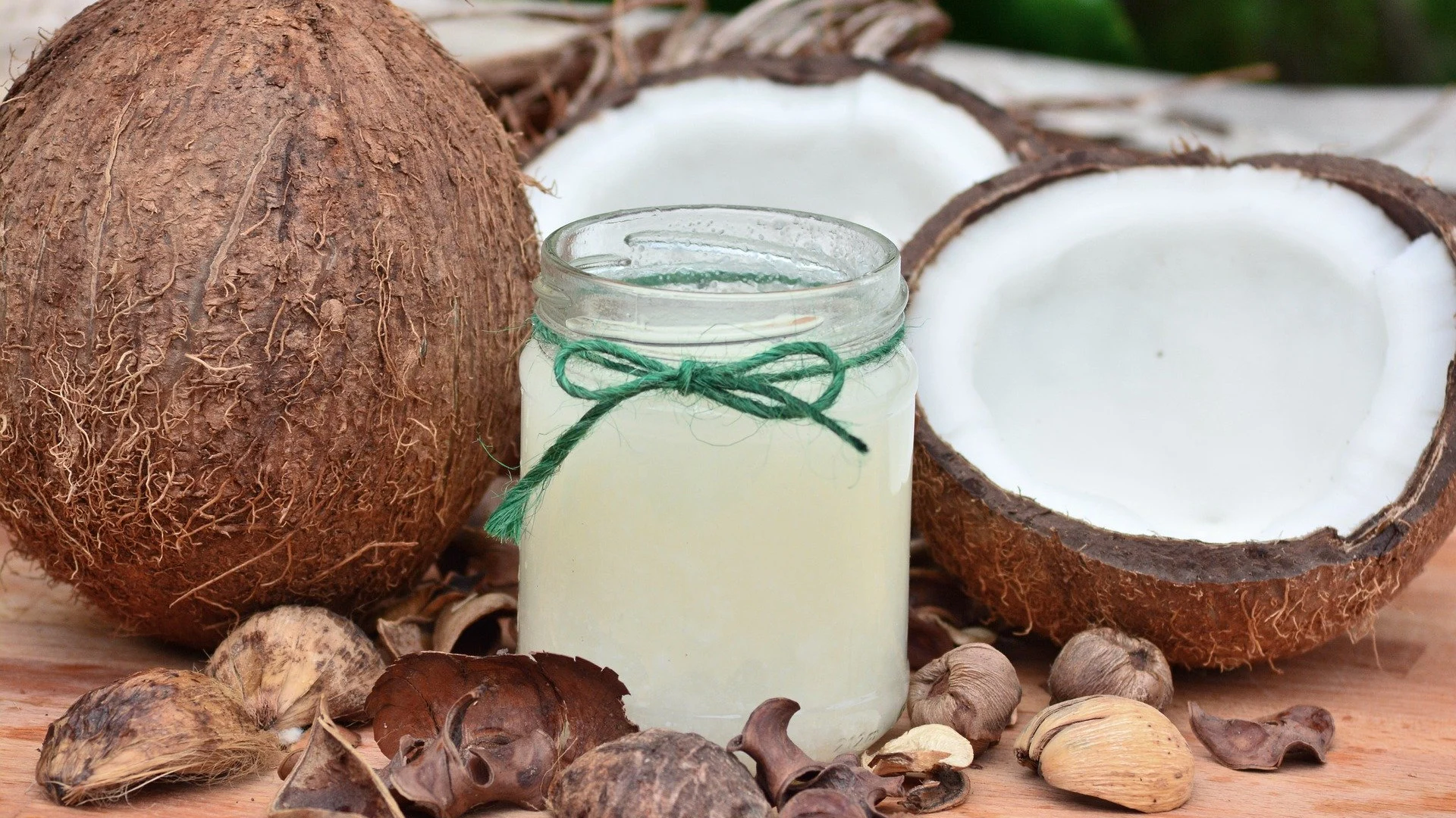 Para qué sirve el aceite de coco, cómo se usa y qué beneficios tiene