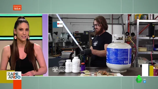 Las estrellas de la ingeniería que arrasan en YouTube con sus inventos: de espadas láser a pruebas de obstáculos para ardillas Las estrellas de la ingeniería que arrasan en YouTube con sus inventos: de espadas láser a pruebas de obstáculos para ardillas