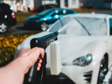 Descubre el mejor día para lavar el coche Descubre el mejor día para lavar el coche