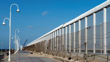 Imagen de la valla fronteriza instalada en Melilla (Archivo)