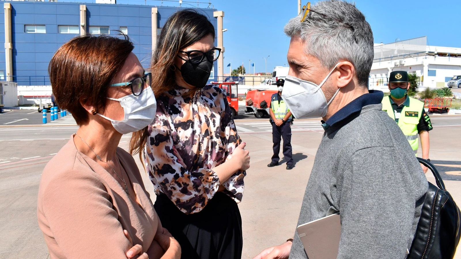 Marlaska se desplaza a Melilla para coordinar la llegada de 90 agentes que reforzarán la frontera con Marruecos