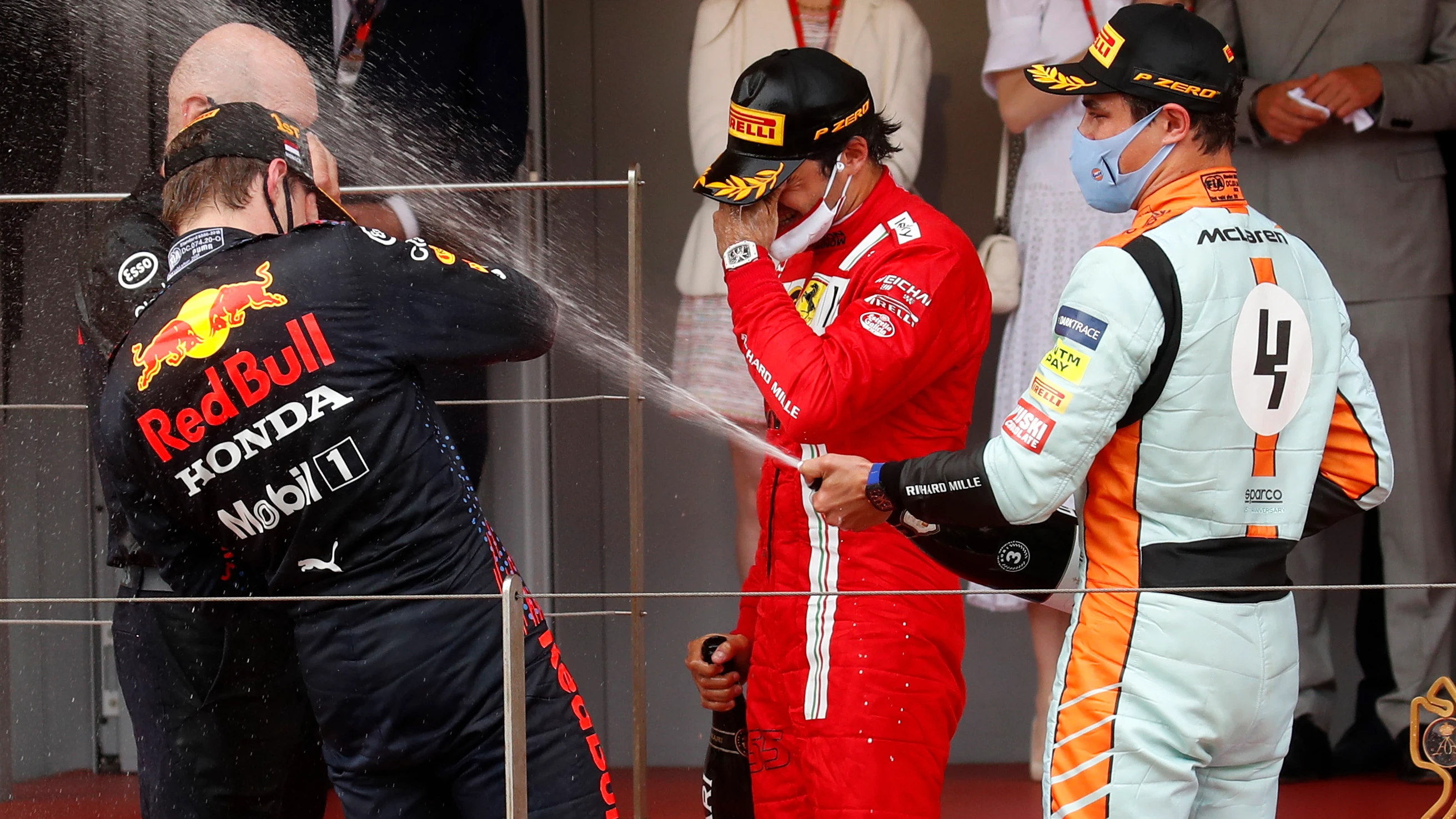 Verstappen, Norris y Carlos Sainz