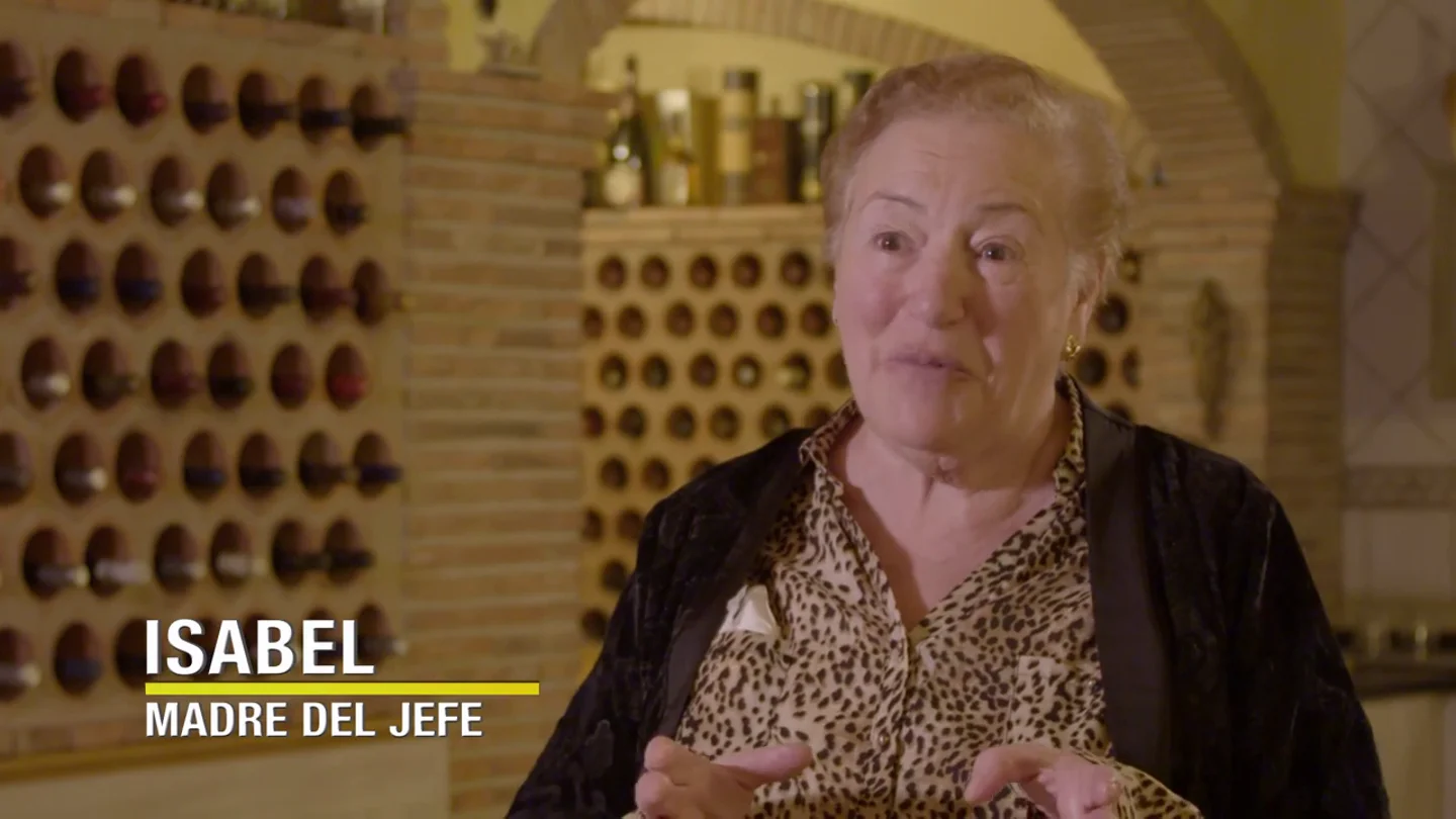 La familia del jefe infiltrado de 'Sagar' reacciona a su cambio: "La única cosa que te dije que no hicieras..." La familia del jefe infiltrado de 'Sagar' reacciona a su cambio: "La única cosa que te dije que no hicieras..."