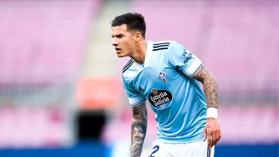 Santi Mina, jugador del Celta de Vigo, en un partido contra el Barcelona en el Camp Nou. Santi Mina, jugador del Celta de Vigo, en un partido contra el Barcelona en el Camp Nou.