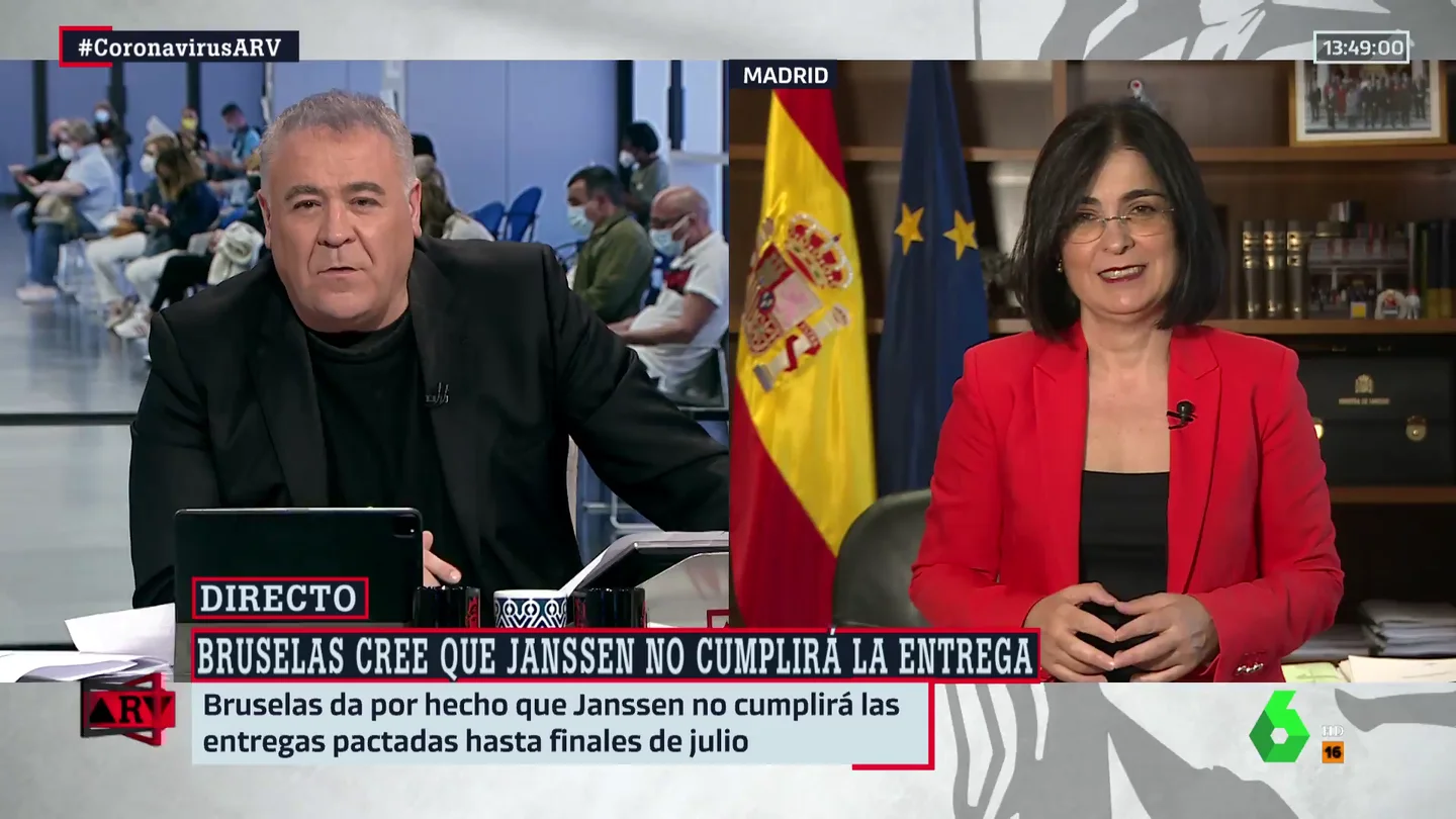 Darias prevé comenzar a vacunar a los adolescentes "dos semanas antes de que empiecen las clases" Darias prevé comenzar a vacunar a los adolescentes "dos semanas antes de que empiecen las clases"