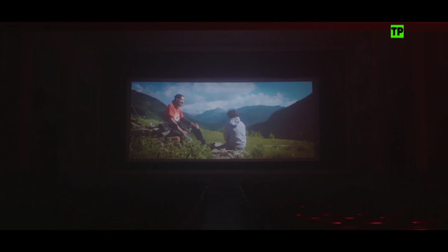 Una de las escenas de 'Eso que tú me das' Una de las escenas de 'Eso que tú me das'