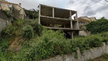 Un nuevo anuncio de idealista revoluciona Twitter: una casa de la que solo quedan los cimientos por 62.000 euros
