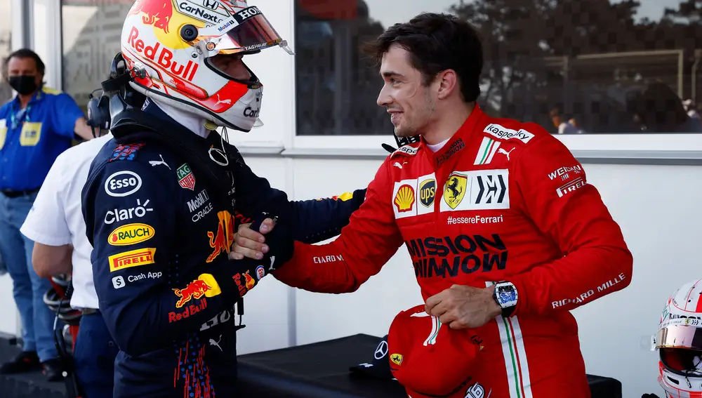 Verstappen felicita a Leclerc