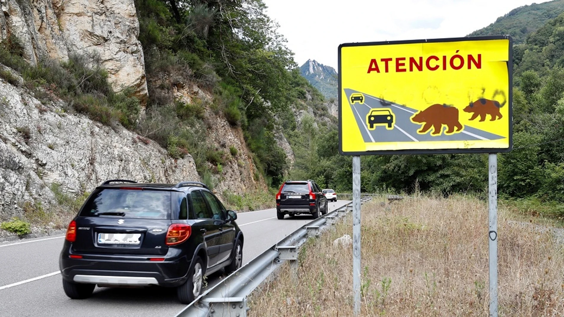 Imagen de archivo de una carretera en Asturias