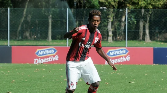 Seid Visin, con el Milan Seid Visin, con el Milan