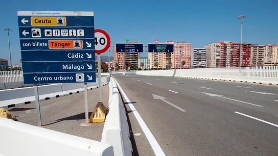Acceso al puerto de Algeciras (Cádiz) sin tráfico Acceso al puerto de Algeciras (Cádiz) sin tráfico