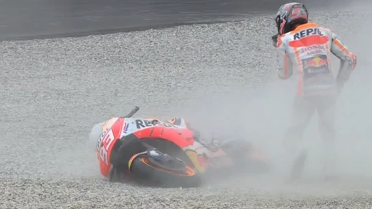 Márquez, al suelo Márquez, al suelo